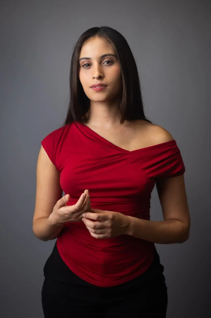 Medium de Ana Luisa Monjarás